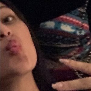 Meet your Posher, Joyce